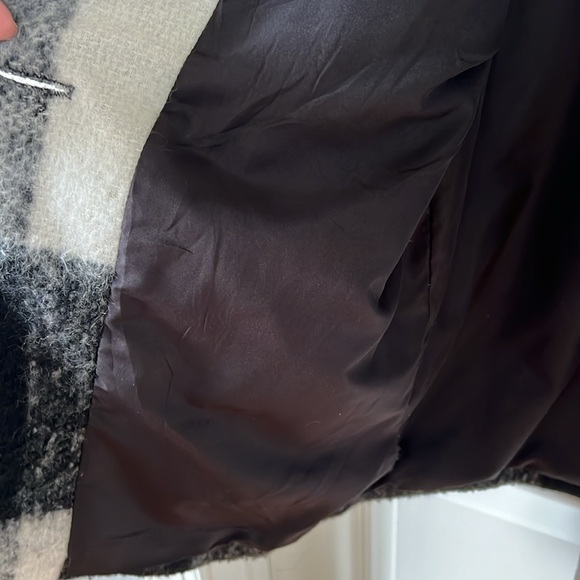 Urban Outfitters oversized buffalo check black and white coat - Picture 6 of 7